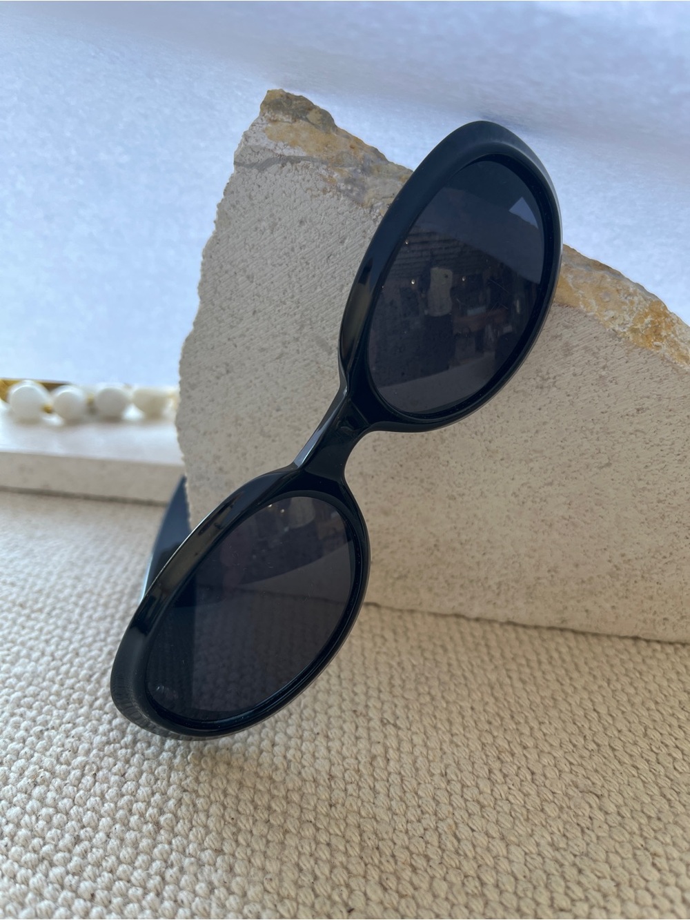 Gucci Black Round Acetate Sunglasses with Silver G Accent - Picture 2 of 7